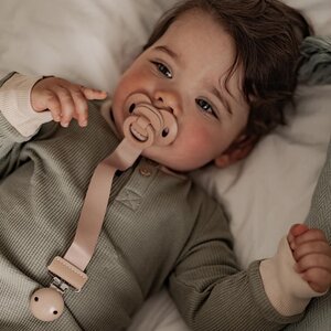 Elodie Details Pacifier Clip Wood Blushing Pink - Nuvita