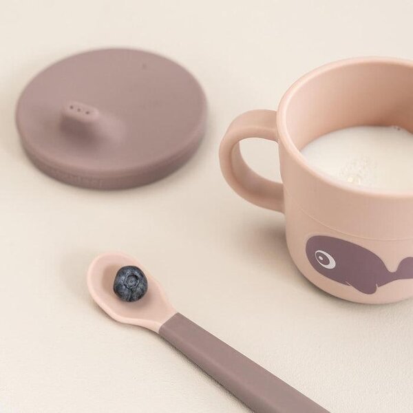 Done by Deer spout/snack cup Foodie  - Done by Deer