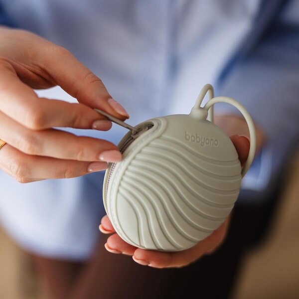 BabyOno silicone soother case Beige - BabyOno