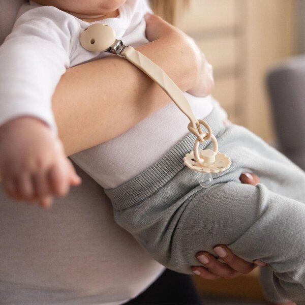 BabyOno soother holder silicone Beige - BabyOno