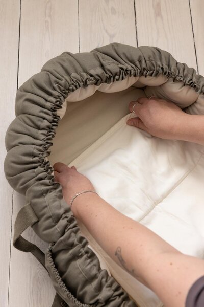 Sebra 3-in-1 Baby Nest, dark olive - Sebra