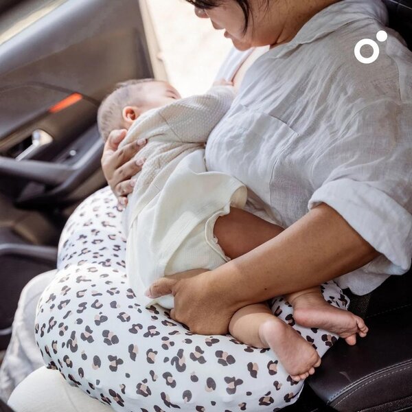Doomoo nursing pillow Softy Leopard Cream - Doomoo