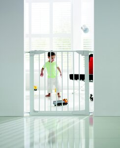 Munchkin Auto Close safety gate - Lindam